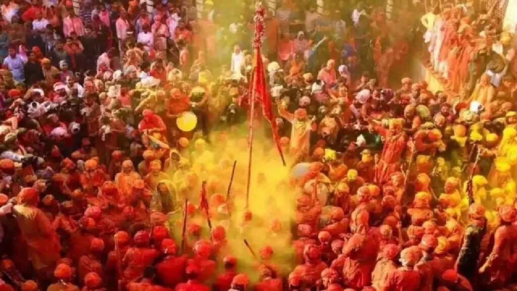 ਫੁੱਲਾਂ ਤੋਂ ਲੈ ਕੇ ਲਾਠੀਮਾਰ ਤੱਕ, ਮਥੁਰਾ-ਵ੍ਰਿੰਦਾਵਨ ਦੀਆਂ ਇਹ 5 ਹੋਲੀਆਂ ਤੁਹਾਨੂੰ ਮੰਤਰਮੁਗਧ ਕਰ ਦੇਣਗੀਆਂ!