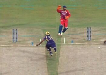 IPL 2026 ਵਿੱਚ ਵੱਡਾ ਵਿਵਾਦ, KKR ਦੇ ਬੱਲੇਬਾਜ਼ ਨੂੰ ਅਜੀਬ ਤਰੀਕੇ ਨਾਲ ਆਉਟ ਦਿੱਤਾ ਗਿਆ, ਮੈਦਾਨ ’ਤੇ ਹਾਈ ਵੋਲਟੇਜ ਡਰਾਮਾ